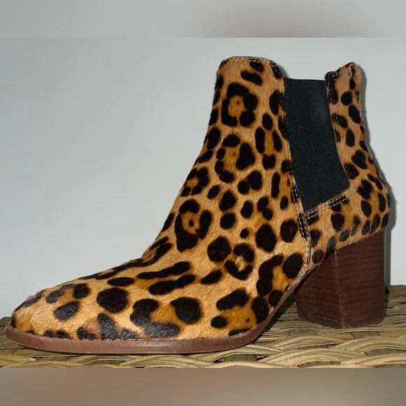 Madewell “The Regan Boot” in Leopard Calf Hair - Picture 2 of 9